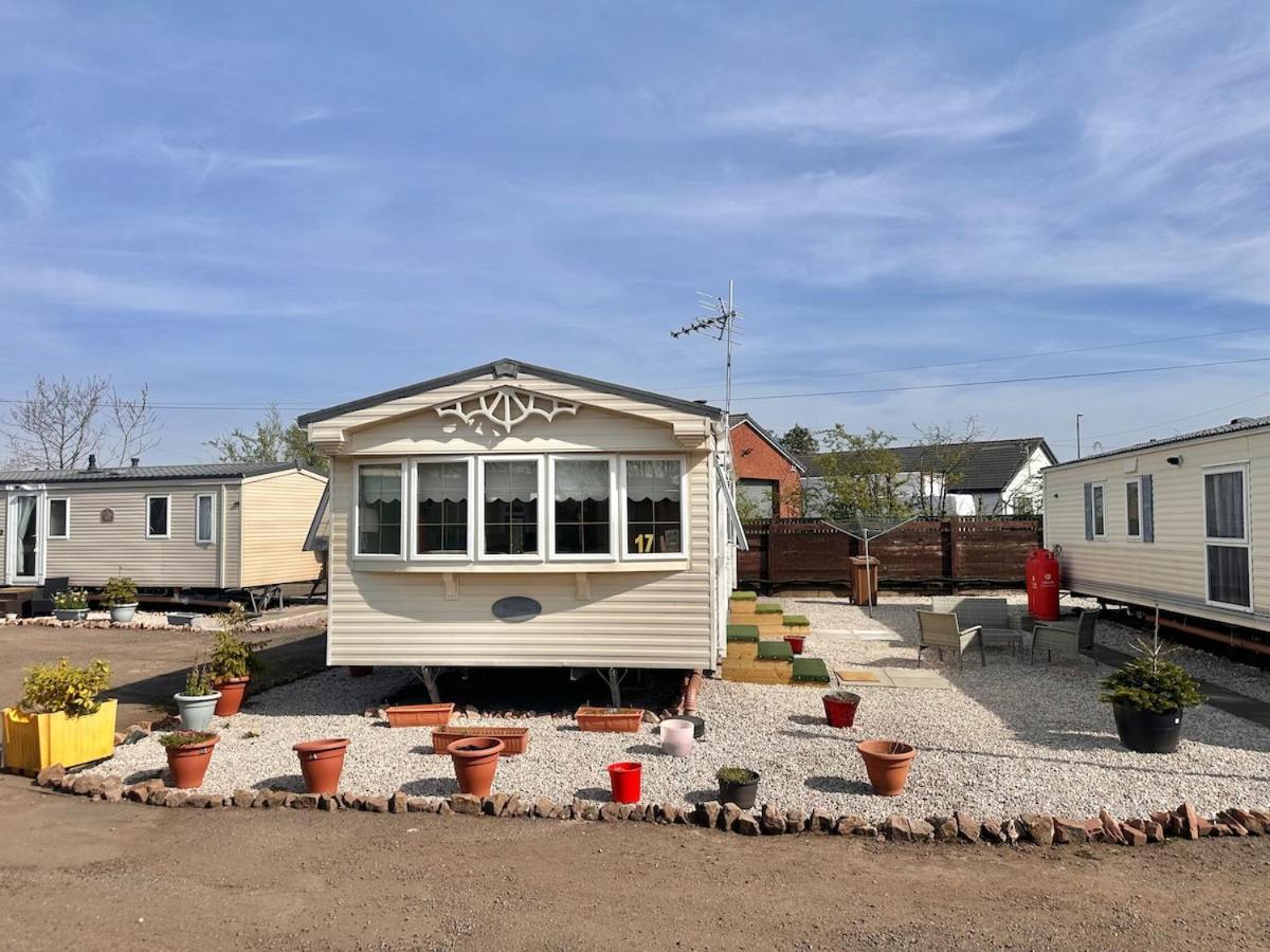 Willerby Granada 2-Bedroom Caravan, Glasgow Uddingston Exteriér fotografie